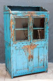 Gabinete con vidrio