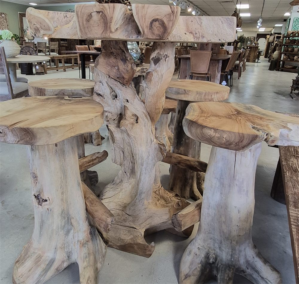 Mushroom Bar Table with 4 stools