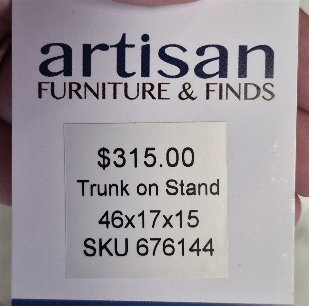 Trunk on Stand - Top