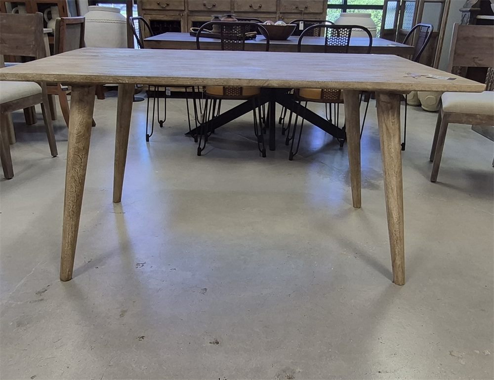 Mesa de comedor - Izquierda
