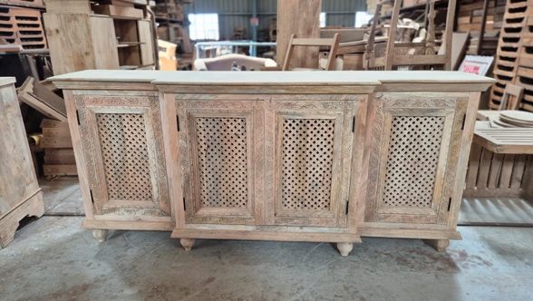Sideboard