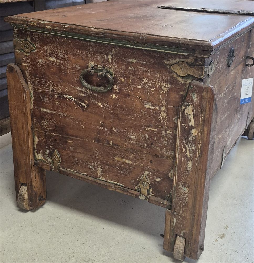Trunk - Left