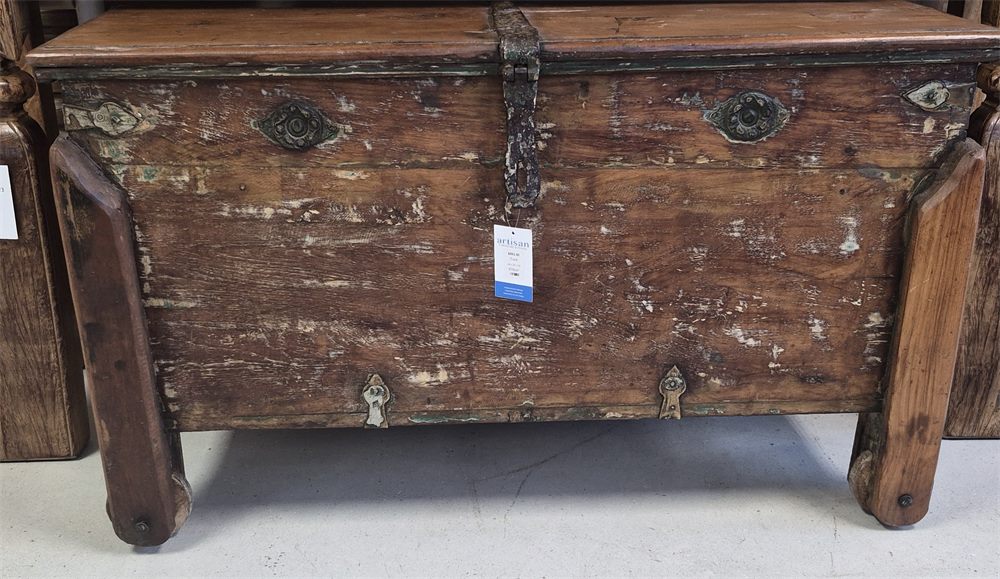 Trunk - Front