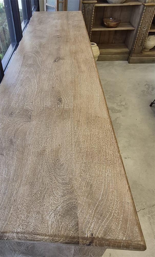 Sideboard - Top