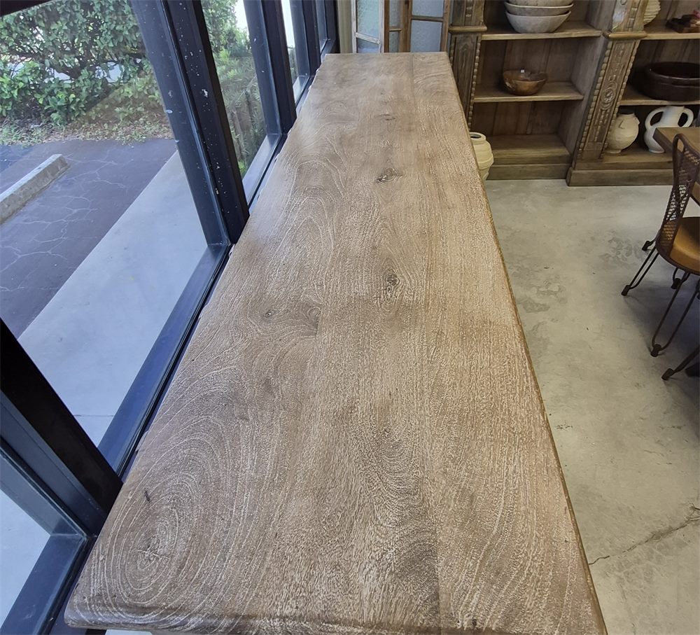 Sideboard - Top