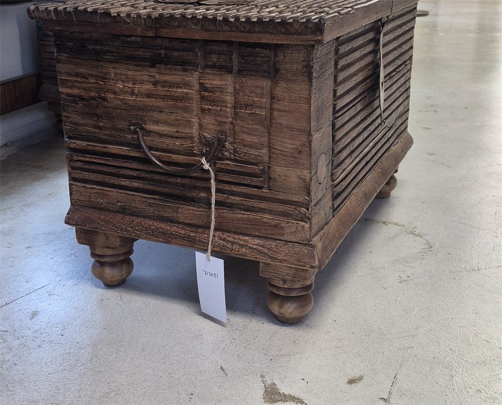 Trunk - Left