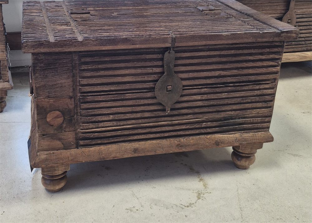 Trunk - Front