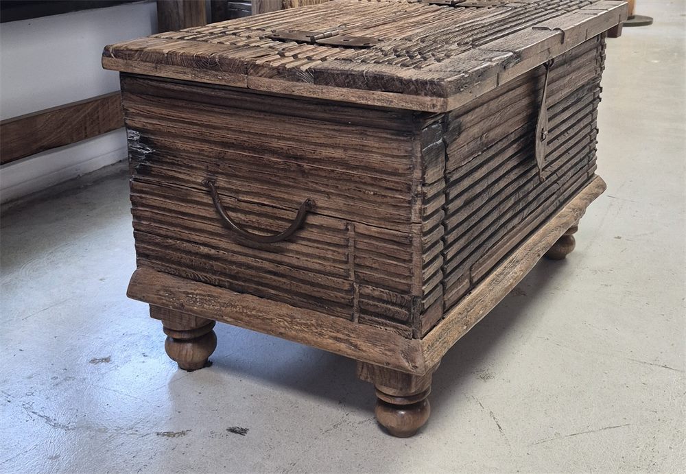 Trunk - Left