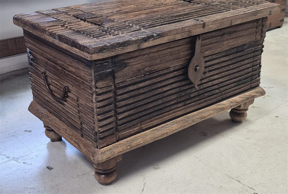 Trunk - Front