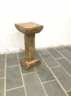 Pedestal pilar